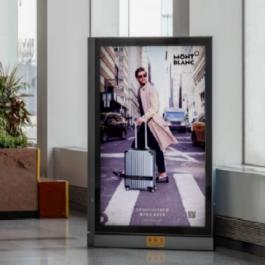 55 inch miniled high brightness tft-lcd display 